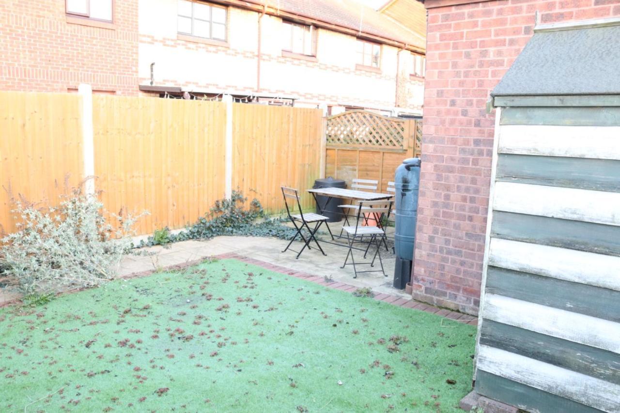Garland Modern Apartment With Private Garden & Parking Dartford 5 エクステリア 写真