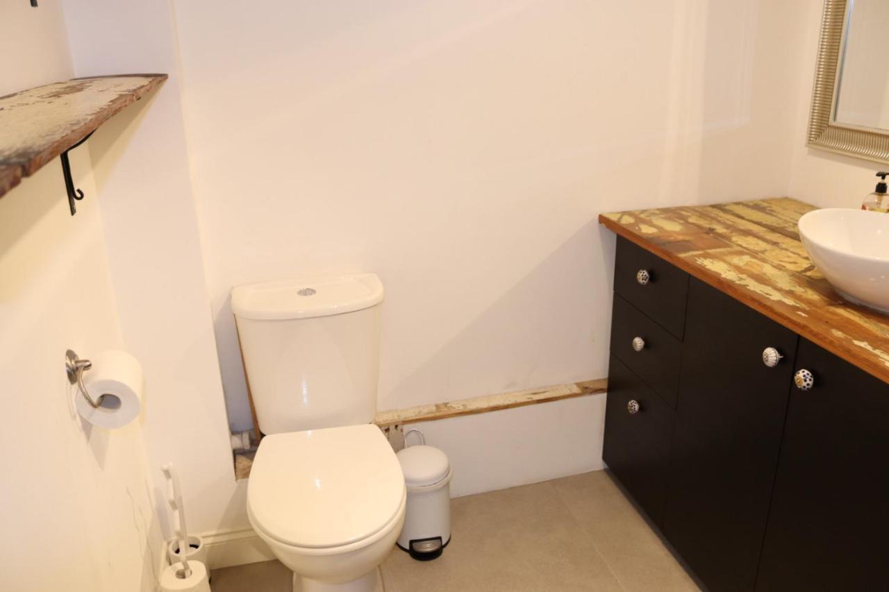 Garland Modern Apartment With Private Garden & Parking Dartford 5 エクステリア 写真