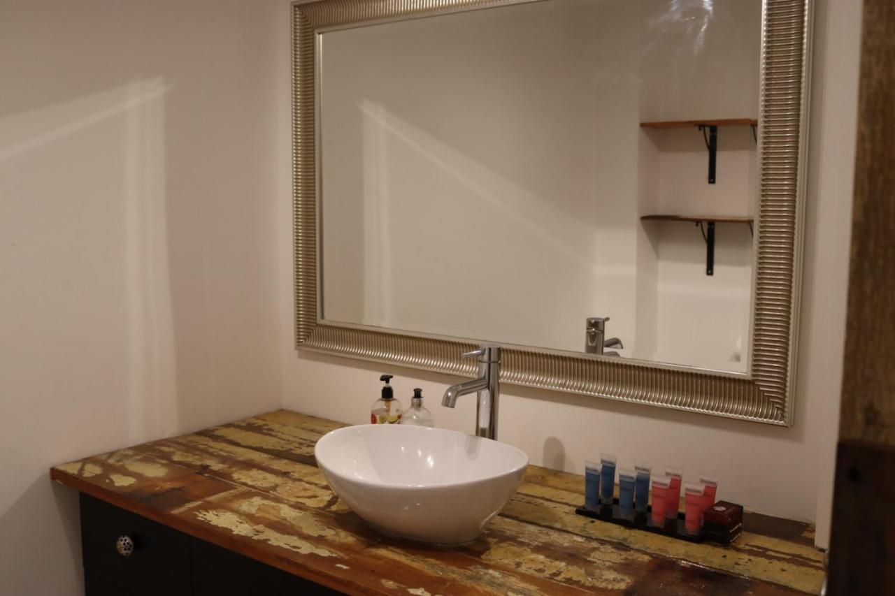 Garland Modern Apartment With Private Garden & Parking Dartford 5 エクステリア 写真