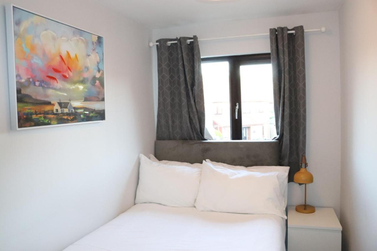 Garland Modern Apartment With Private Garden & Parking Dartford 5 エクステリア 写真