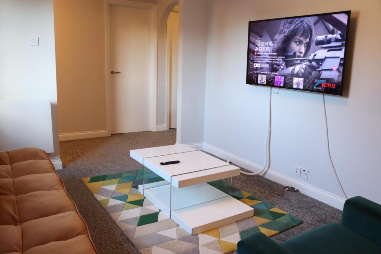Garland Modern Apartment With Private Garden & Parking Dartford 5 エクステリア 写真